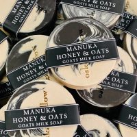 Manuka Honey + Oats - Goats Milk Disc